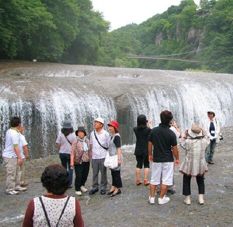 ツアーにご招待